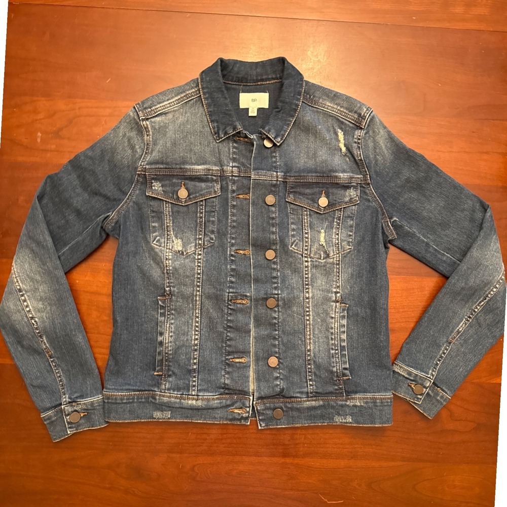 BP. Distressed Denim Jacket Medium Blue Jean Button Front‎ Casual